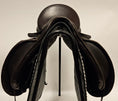 Load image into Gallery viewer, Crown Arwen dressyrsadel 17"/N