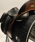 Load image into Gallery viewer, Jochen Hennig Dressyrsadel 16"/M