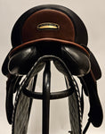 Load image into Gallery viewer, Jochen Hennig Dressyrsadel 16"/M