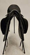 Load image into Gallery viewer, Amerigo Vega Dressyrsadel 17"/+1,5