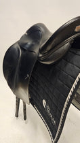 Load image into Gallery viewer, Jaguar XKC Dressyrsadel 18"/MW