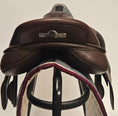 Load image into Gallery viewer, Bates Elevation DS Lux Hoppsadel 17,5"/M-MW