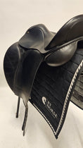Load image into Gallery viewer, Morris & Nolan Dressyrsadel 17"/MW