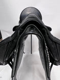 Load image into Gallery viewer, Equiline Shyny Dressyrsadel 17"/MW