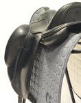 Load image into Gallery viewer, Prestige Brillante K Dressyrsadel 17"/34