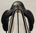 Load image into Gallery viewer, Prestige Brillante K Dressyrsadel 17"/34