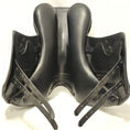 Load image into Gallery viewer, Prestige Venus Dressyrsadel 17"/33