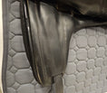 Load image into Gallery viewer, Custom Wolfgang Gemini R Dressyrsadel 18"