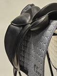 Load image into Gallery viewer, Childeric DFL Dressyrsadel 17"/MW