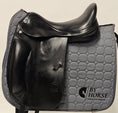 Load image into Gallery viewer, Prestige D1 Dressyrsadel 17"/M