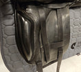 Load image into Gallery viewer, Albion K2 Dressyrsadel 16,5/ MW3