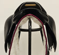 Load image into Gallery viewer, Prestige Versailles Hoppsadel 17"/34