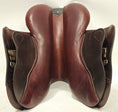 Load image into Gallery viewer, CWD 2GS Hoppsadel 17,5"/M