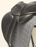 Load image into Gallery viewer, Fichtbauer Paura VDL Dressyrsadel 16,5"/MW