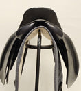 Load image into Gallery viewer, Guy Chanel Dressyrsadel 17"