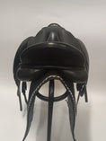 Load image into Gallery viewer, Santa Cruz Arthur Kottas Dressyrsadel 17"/W