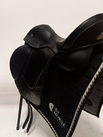Ladda upp bild till gallerivisning, Fichtbauer Paura LSR Dressyrsadel 17,5&quot;/M
