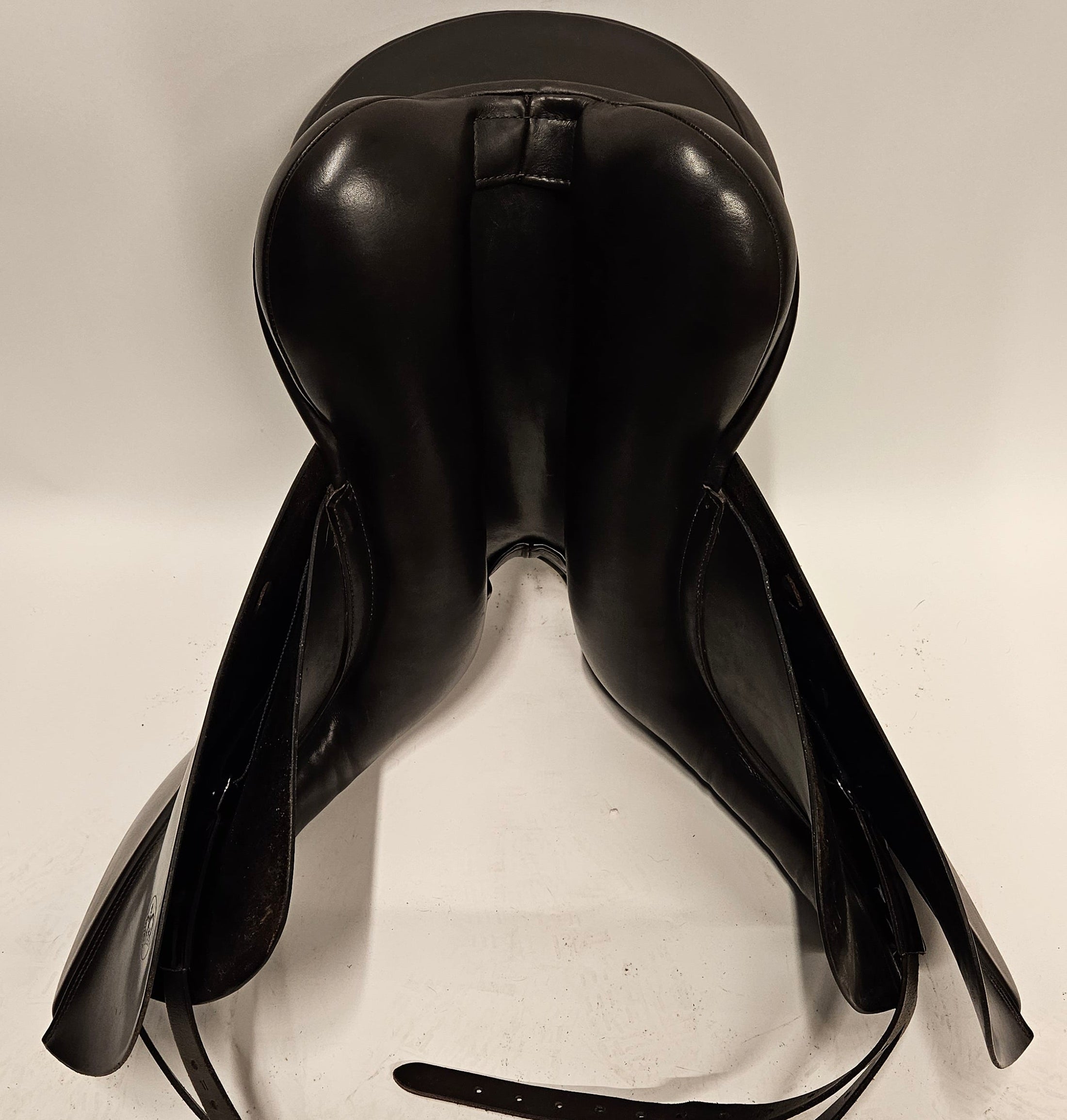 Crown Arwen dressyrsadel 17"/N