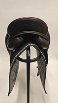 Load image into Gallery viewer, Erreplus Adelinde Dressyrsadel 17,5"/34
