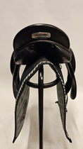Load image into Gallery viewer, Jaguar XKC Dressyrsadel 18"/MW
