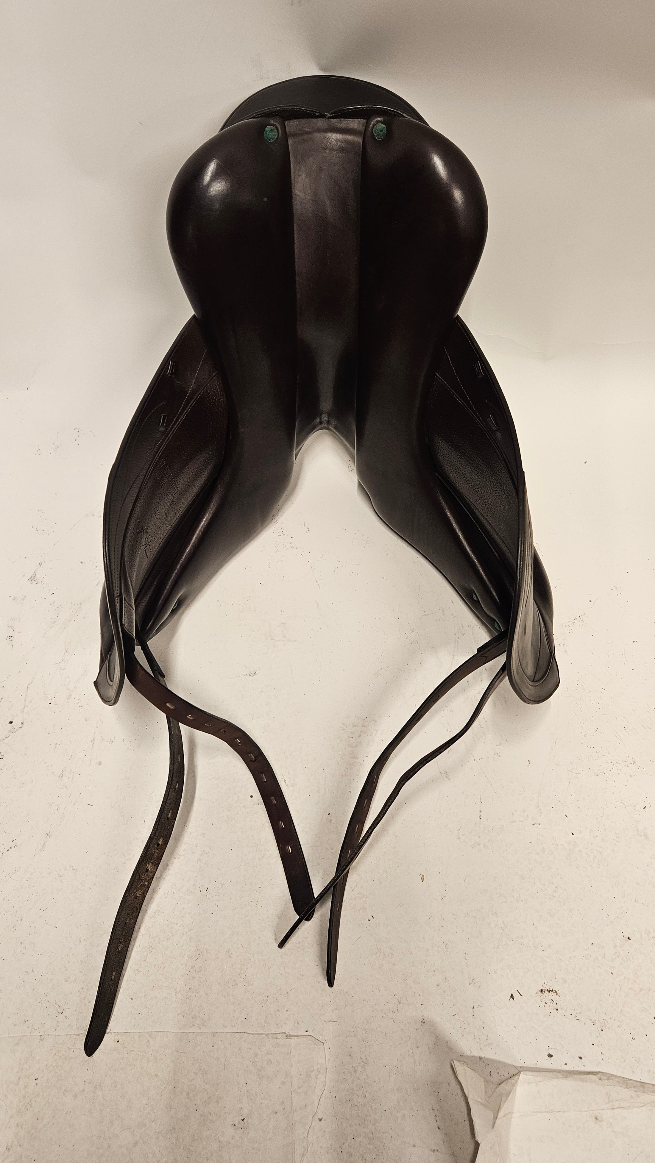 Equipe Olympia Dressyrsadel 17,5"/M