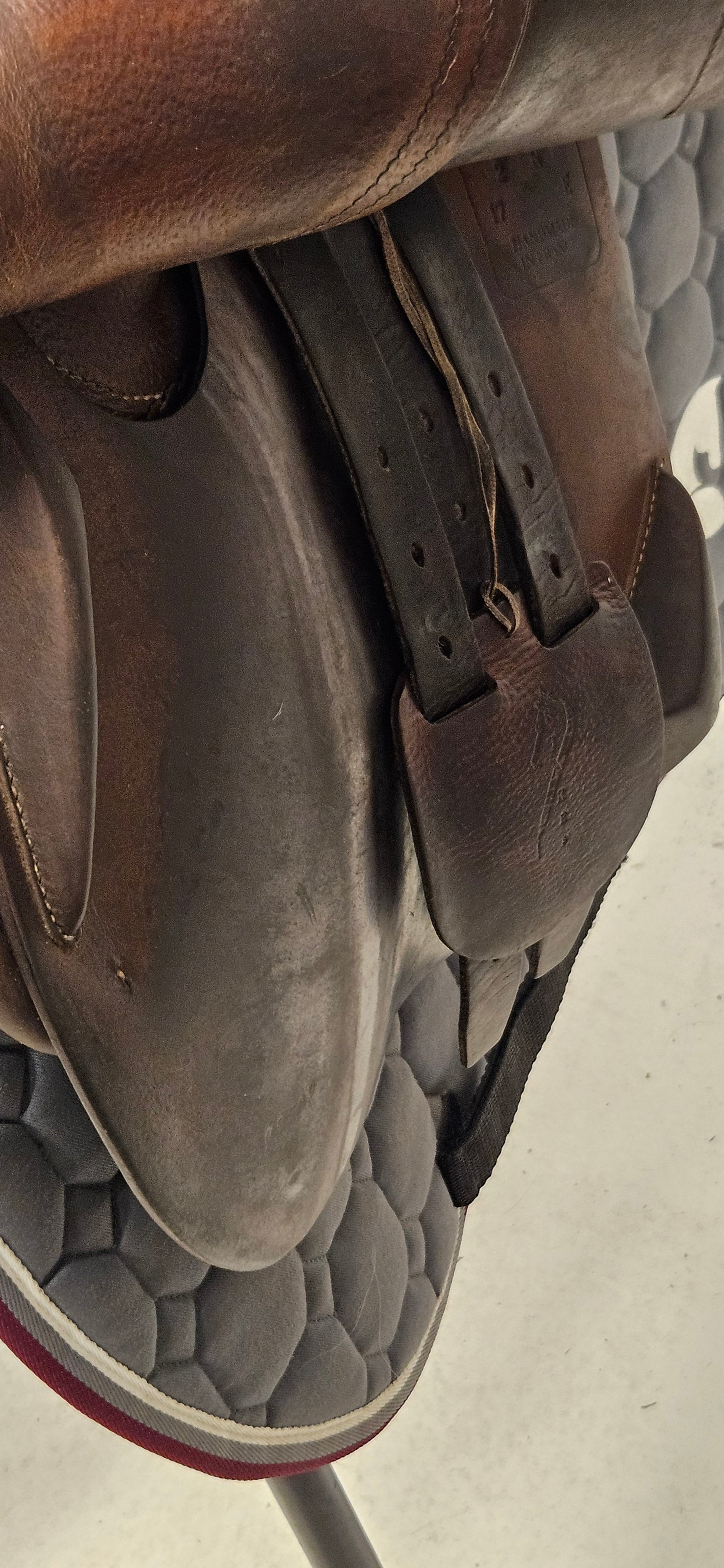 Antares Classique Hoppsadel 17/ M