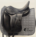 Load image into Gallery viewer, Bruno Delgrange Olympia Dressyrsadel 17,5" M

