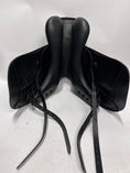 Load image into Gallery viewer, Equiline Competition Dressyrsadel 18"/M
