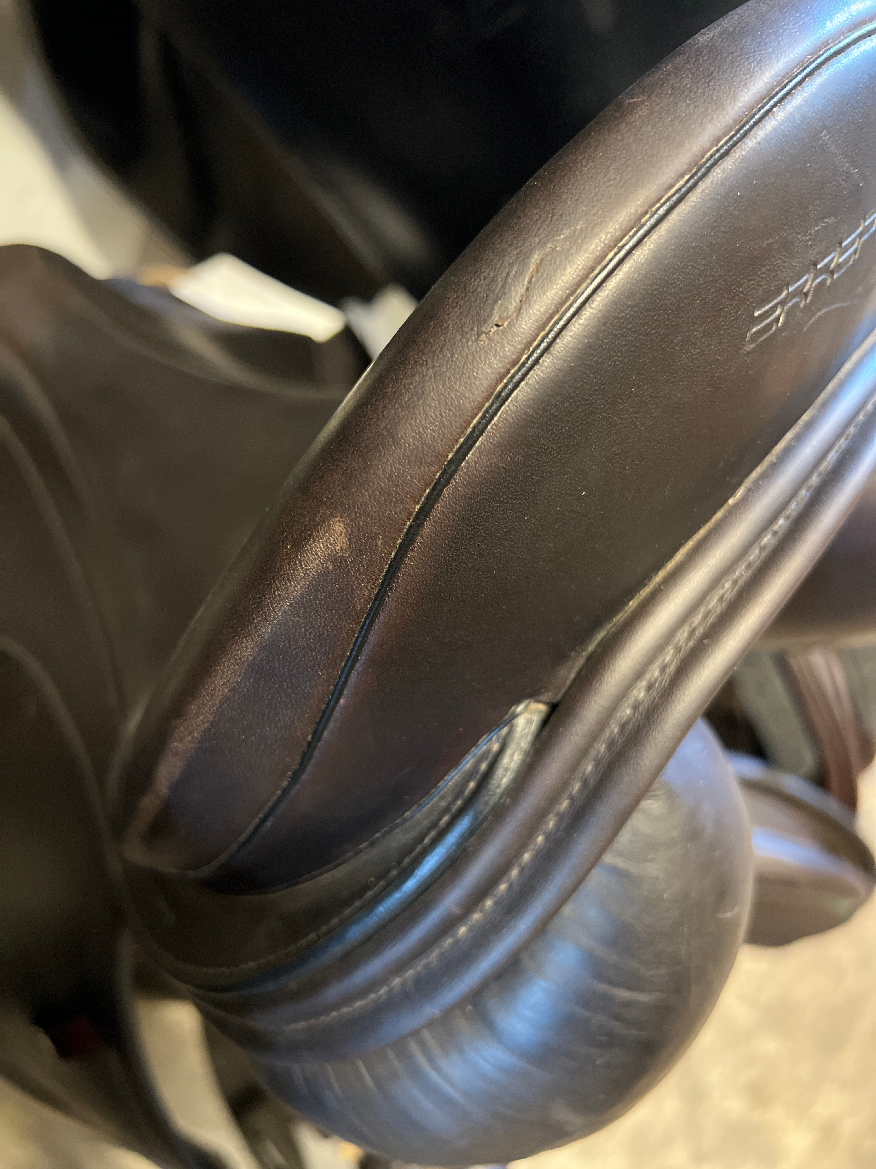 Erreplus Vittoria Dressyrsadel 18"/34(M)