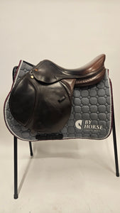 Prestige X- Meredith 17"/33 hoppsadel