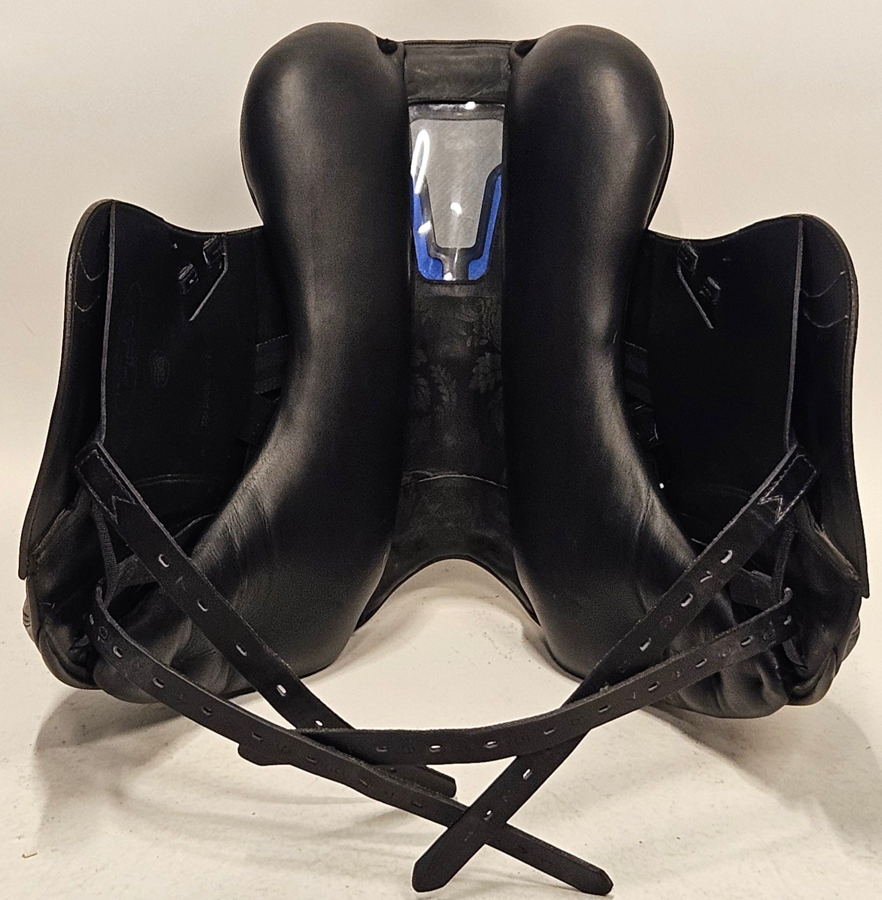 Prestige Philosophy Dressyrsadel 16"/34