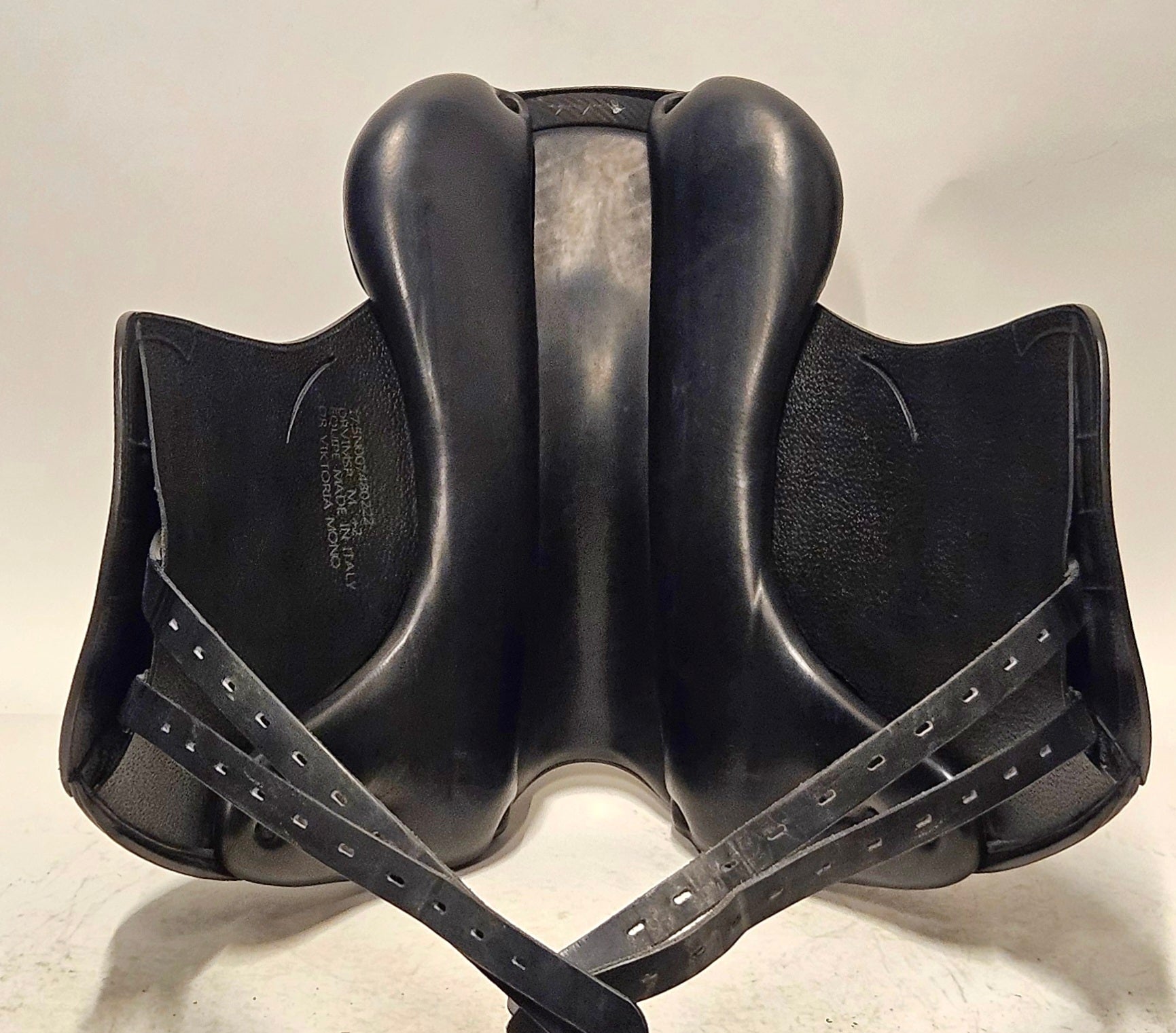 Equipe Viktoria Dressyrsadel 17,5"/+2