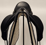 Ladda upp bild till gallerivisning, Equipe Olympia Dressyrsadel 17&quot;/M

