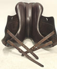 Load image into Gallery viewer, Equipe Emporio Dressyrsadel 17"/M
