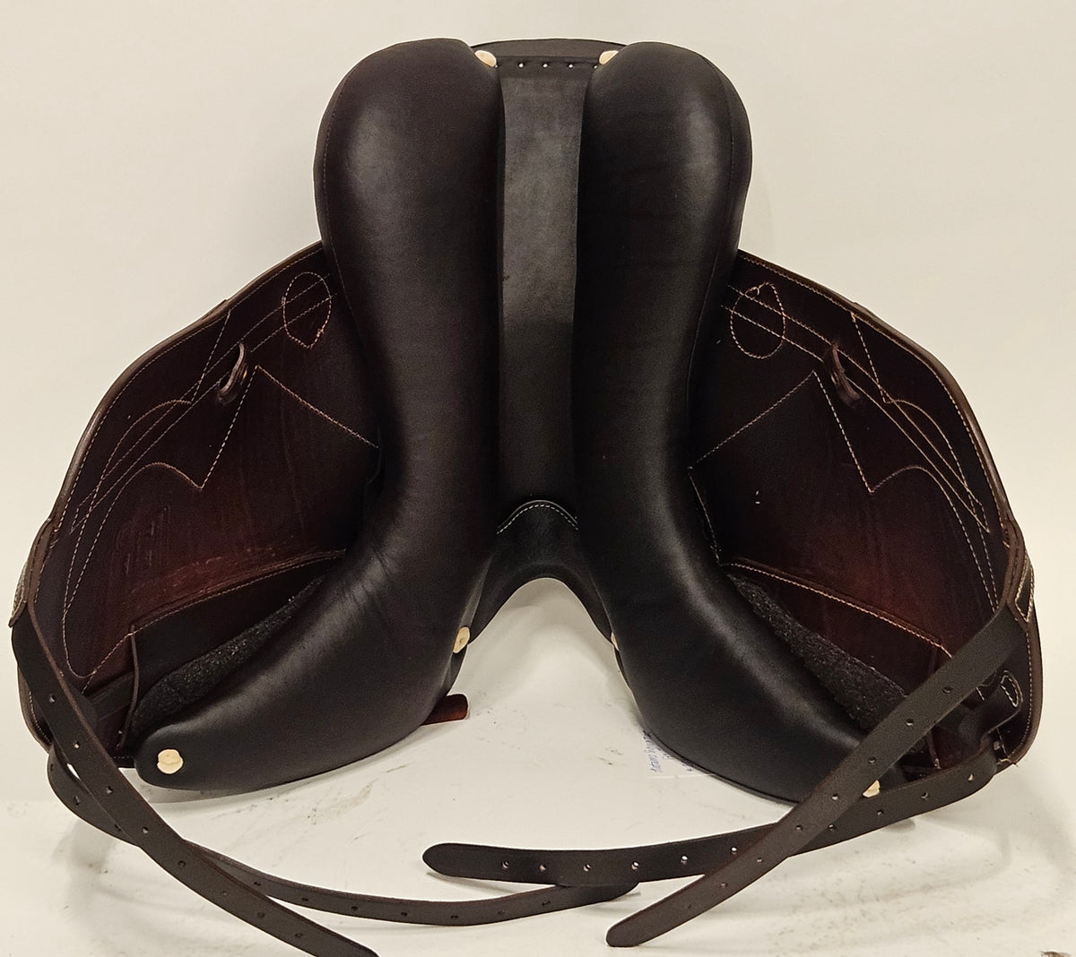 Antares Signature 17" Dressyrsadel
