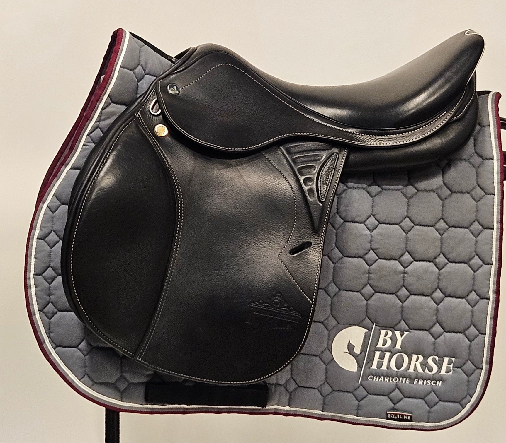 Prestige Versailles Hoppsadel 17"/34