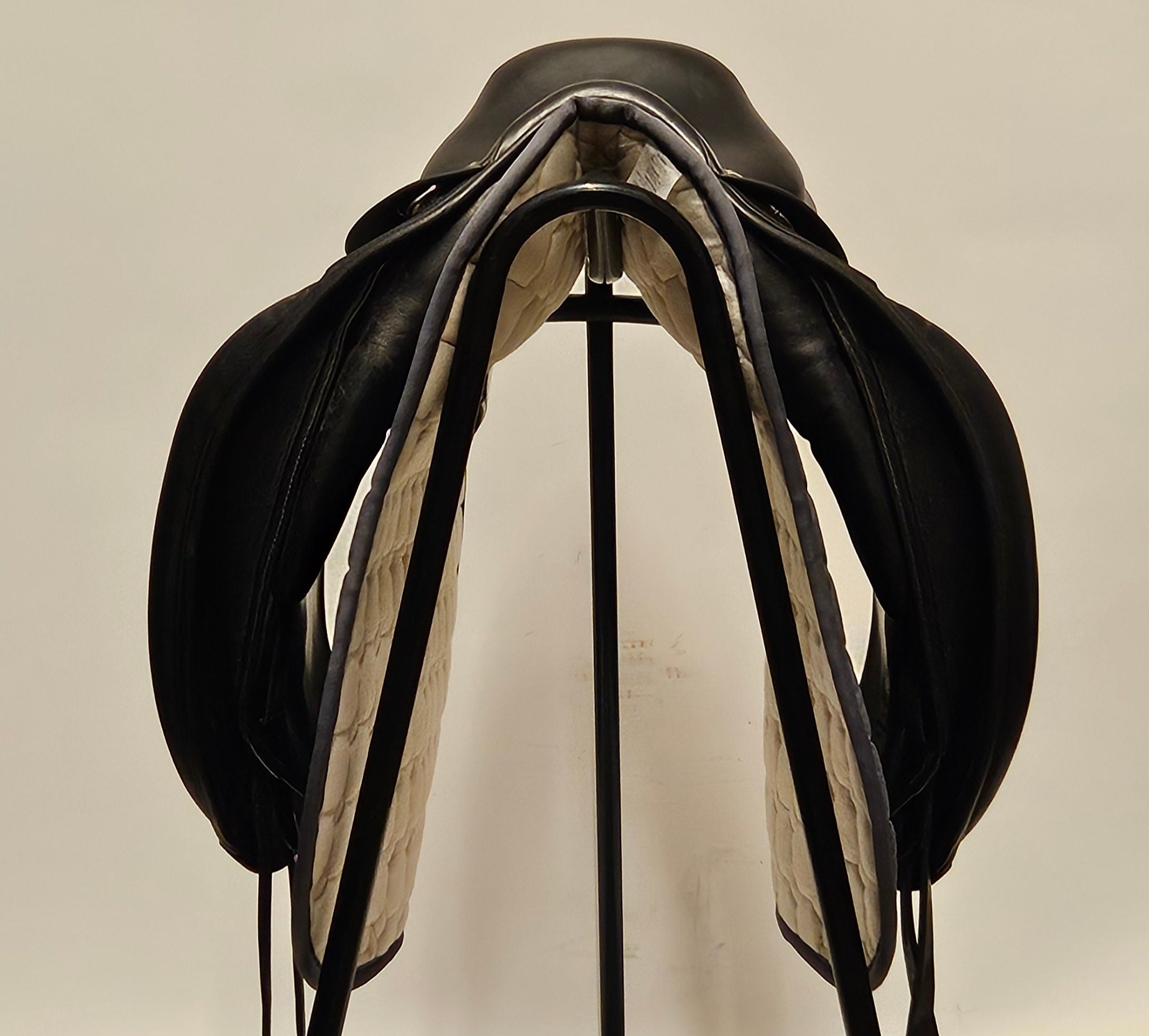 Amerigo Alto Dressyrsadel 17,5"/ +1,5