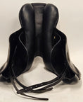 Load image into Gallery viewer, Prestige x-Helen Dressyrsadel 17"/31
