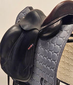 Ladda upp bild till gallerivisning, Equipe Olympia Dressyrsadel 17,5&quot;/+1
