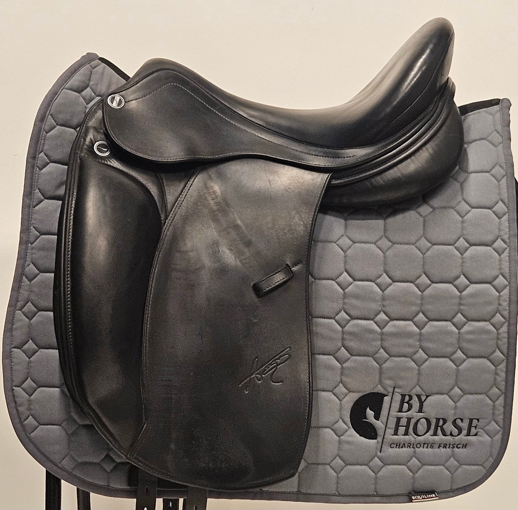 Erreplus Adelinde Dressyrsadel 18"/MW