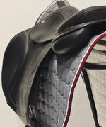 Ladda upp bild till gallerivisning, Equipe Expression Hoppsadel 17"/+1
