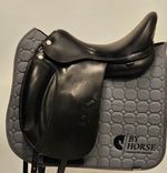 Ladda upp bild till gallerivisning, Prestige X-D2 K Dressyrsadel 18&quot;/M
