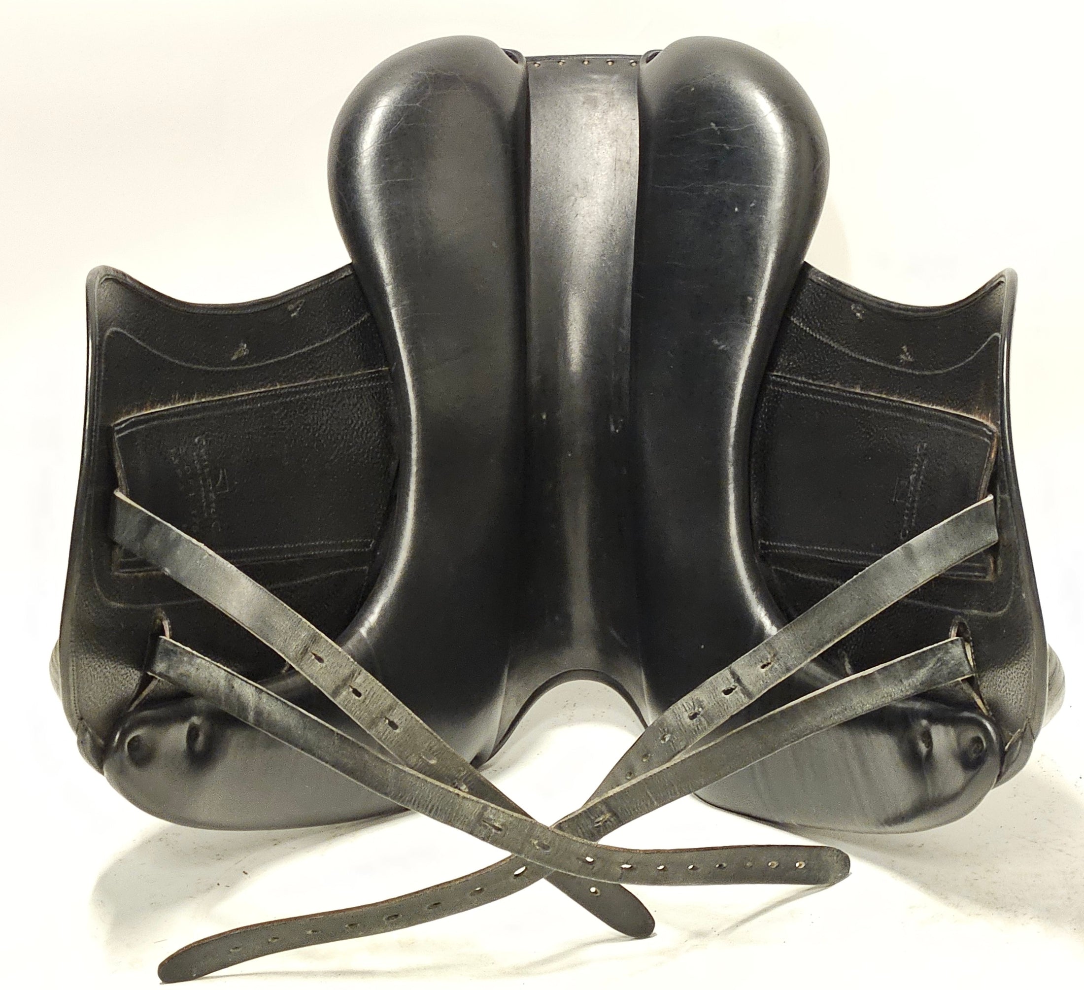 Childeric DFI Dressyrsadel 17,5"/M