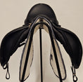 Load image into Gallery viewer, Prestige Melody K DP Dressyrsadel 17"/34 M
