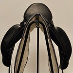 Ladda upp bild till gallerivisning, Childeric DHE Dressyrsadel 17,5&quot;/MW
