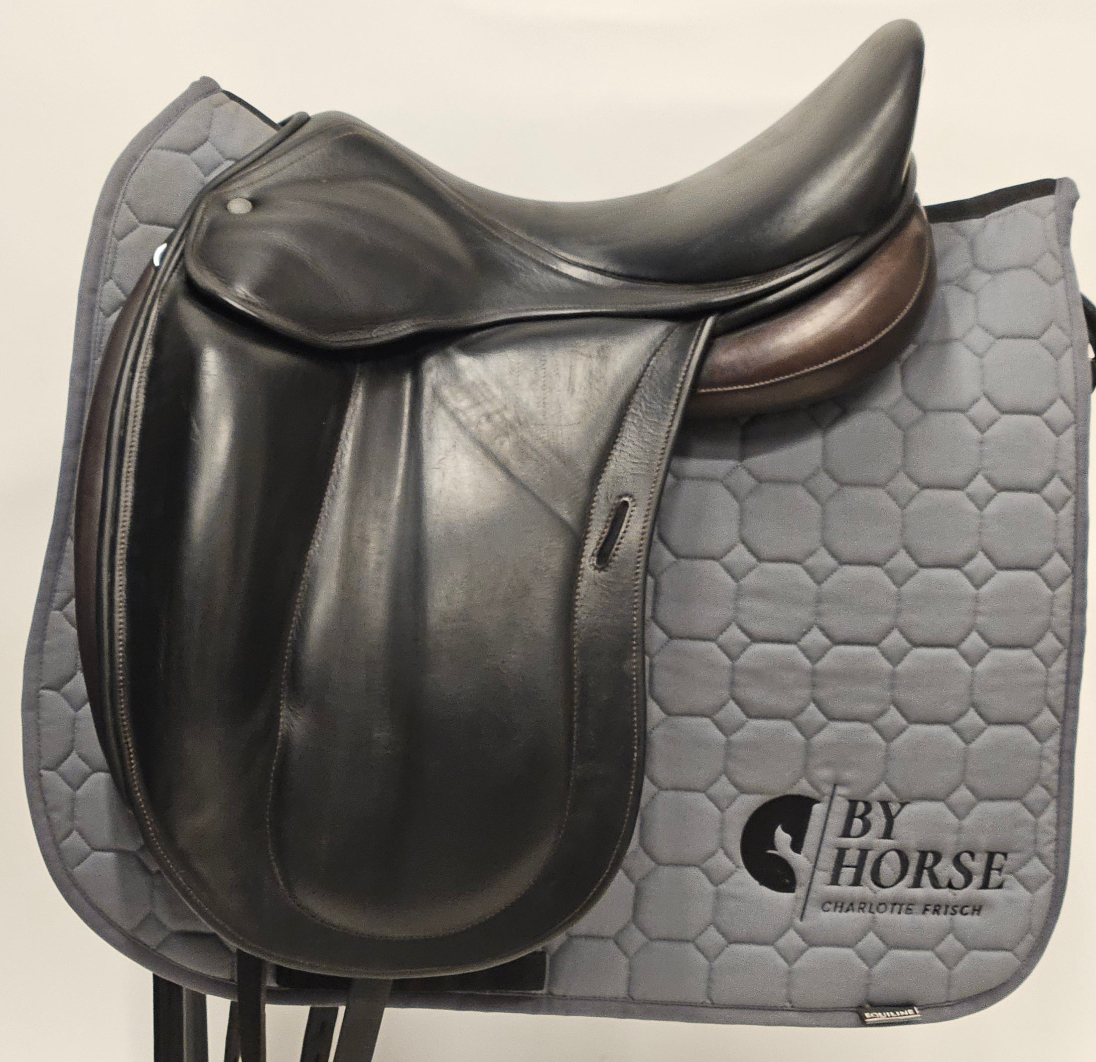 Childeric DSC Dressyrsadel 17"/MW