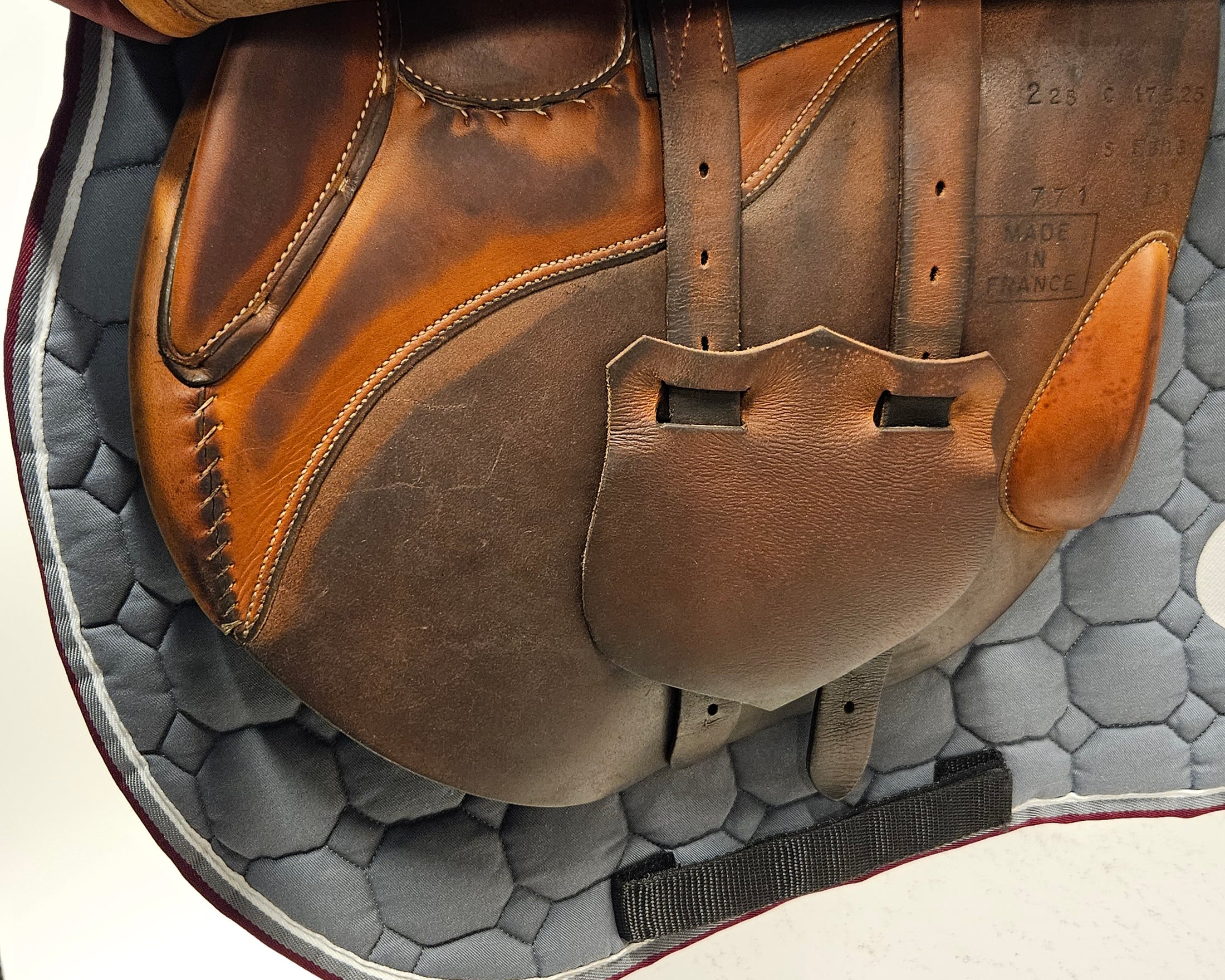 Butet Hoppsadel P 17,5"/XW