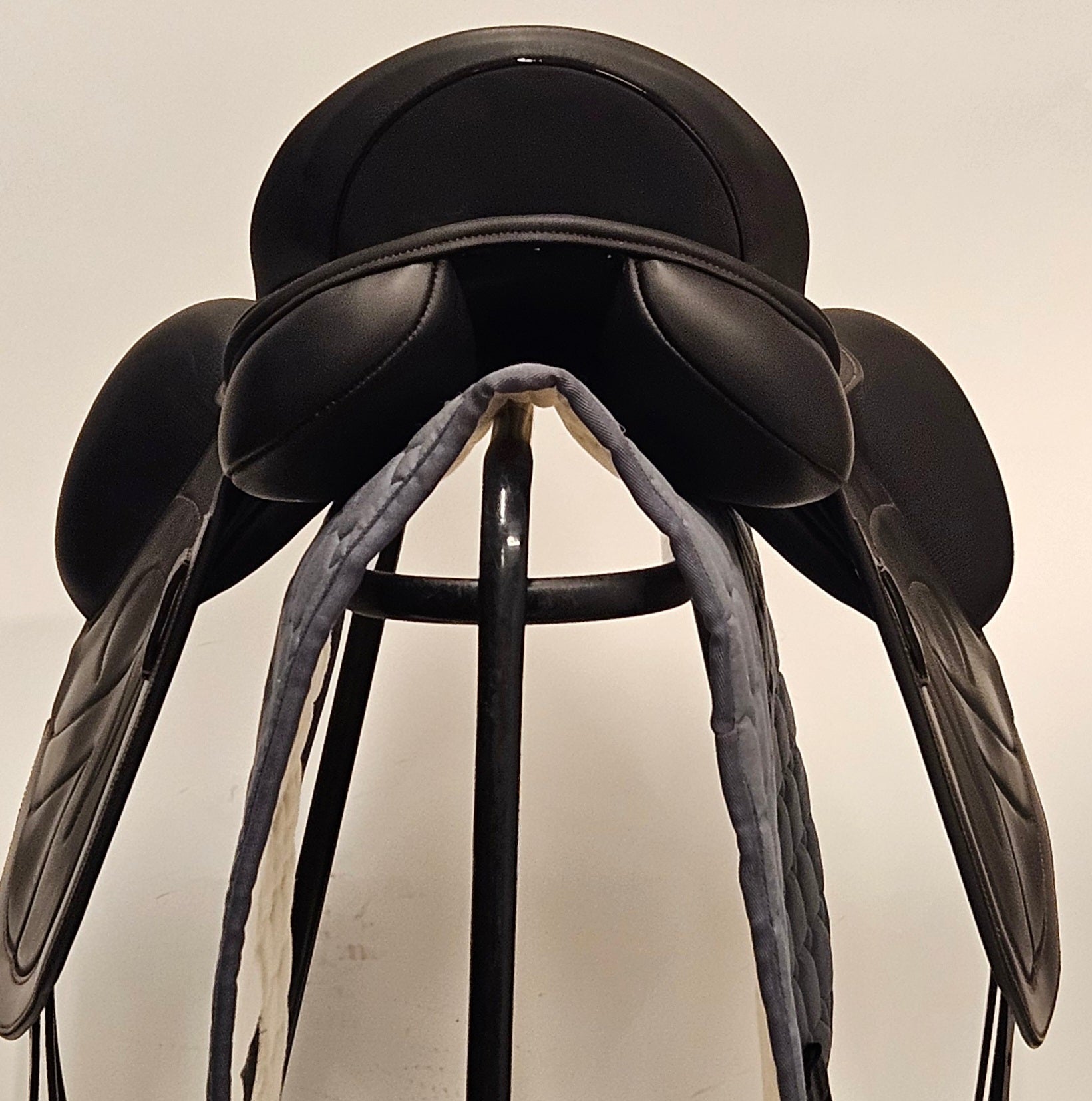 Albion Unity X WB Dressyrsadel 17"/MW