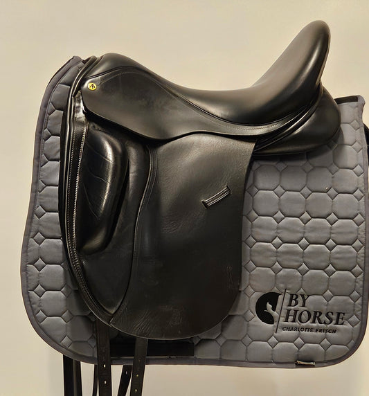 Anatomica Cygnus G3 Dressyrsadel 18"/M