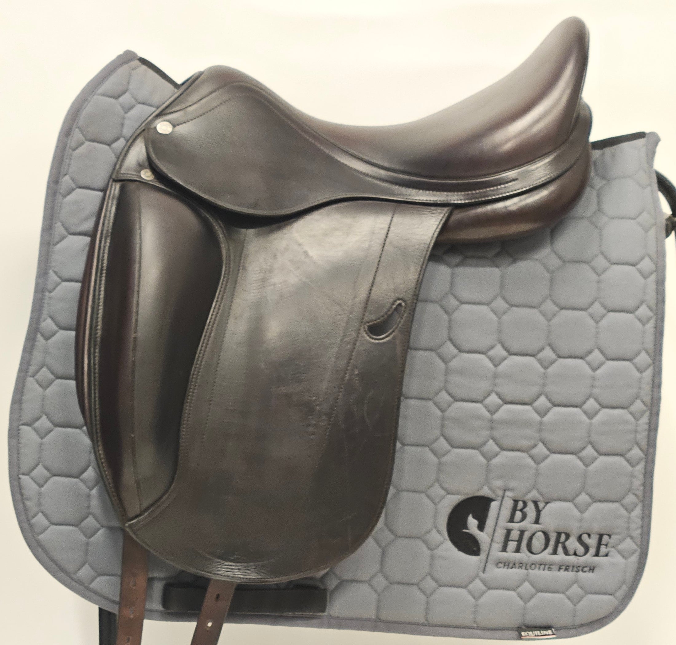 Equipe Emporio Dressyrsadel 17"/M